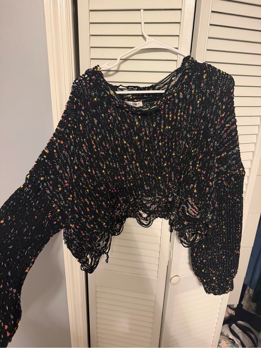 Cropped sweater - Picture 1 of 3